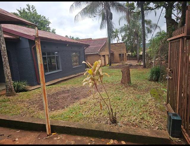 3 BEDROOM HOUSE FOR SALE IN MANIINI